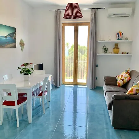 La Casa Di Elena Holiday home *